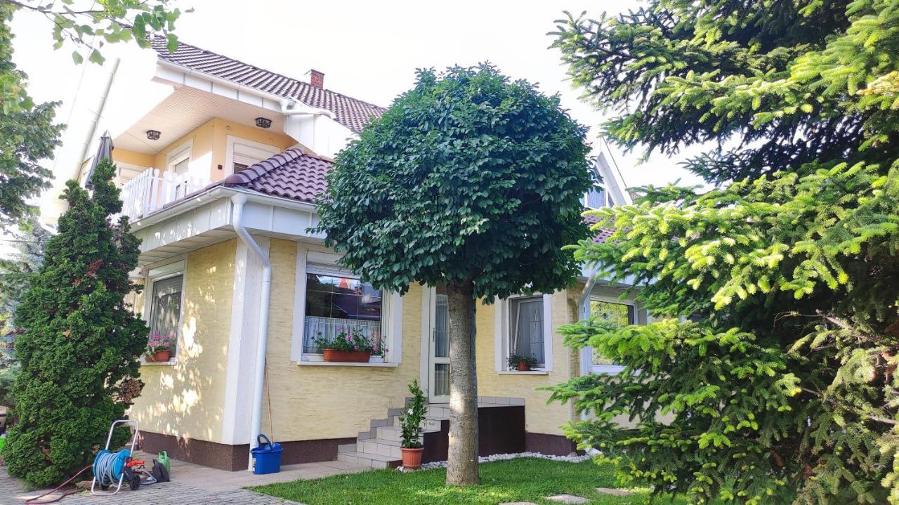 Szántód Oazis Apartman מראה חיצוני תמונה