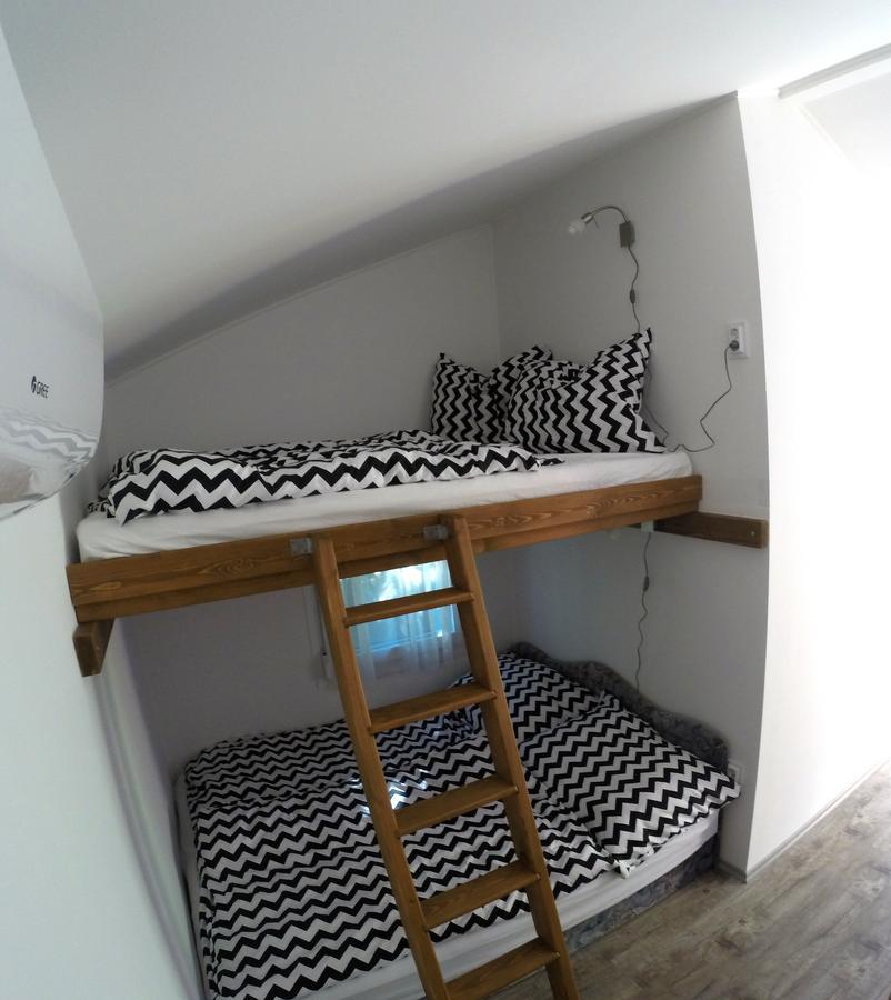 Szántód Oazis Apartman מראה חיצוני תמונה